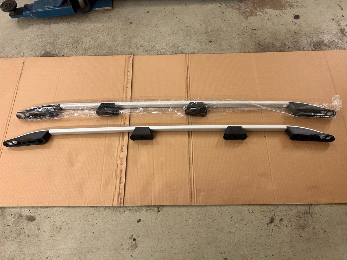 Dachreling mit ABE: VW Caddy Standard / Maxi - Schwarz/Silber
