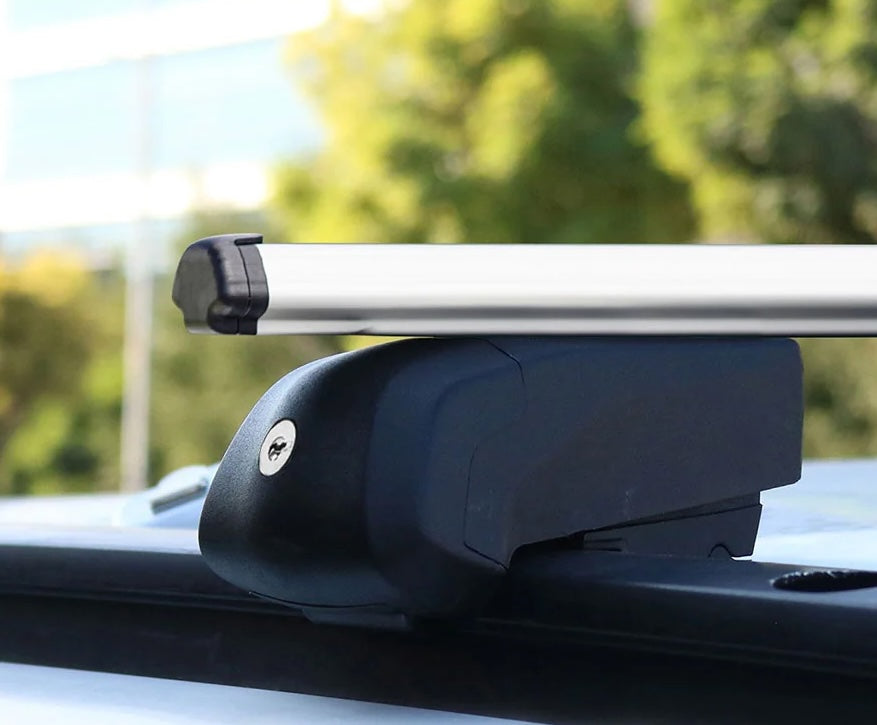 Dachträger abschließbar für vorhandene Dachreling: Opel Combo (2012 - Heute) - Schwarz/Silber - Anzahl Querstreben wählbar - offene und geschlossene Reling